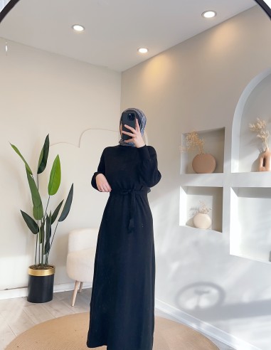 9017 kuşaklı triko elbise - siyah