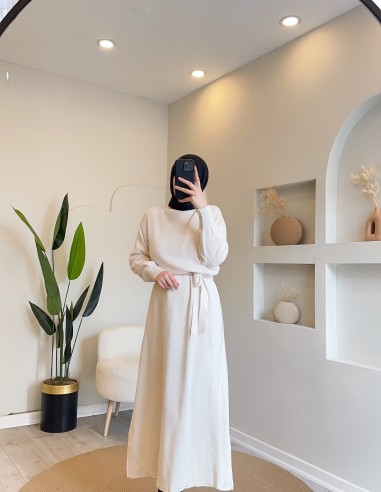 9017 kuşaklı triko elbise - krem