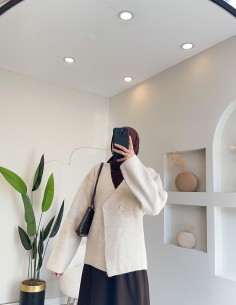 B640 düğmeli kısa hırka taş