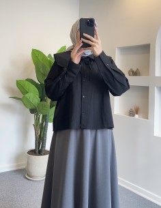 2774 yaka bağlamalı gömlek...