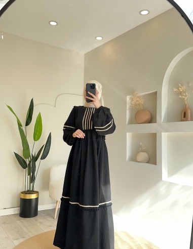 23387 Ponpon Detaylı Elbise Siyah