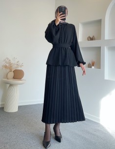 2473 düğmeli kuşaklı etek... 2