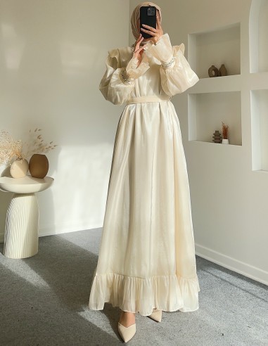 1391 yakası çiçek broşlu balon kol...