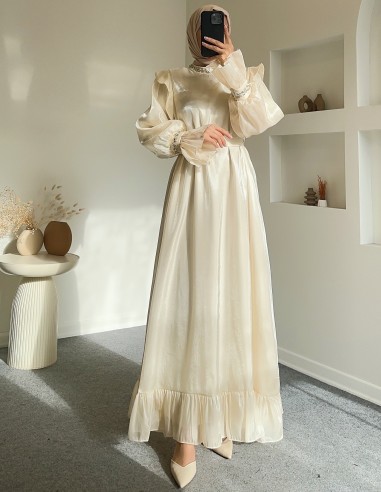 1391 yakası çiçek broşlu balon kol...