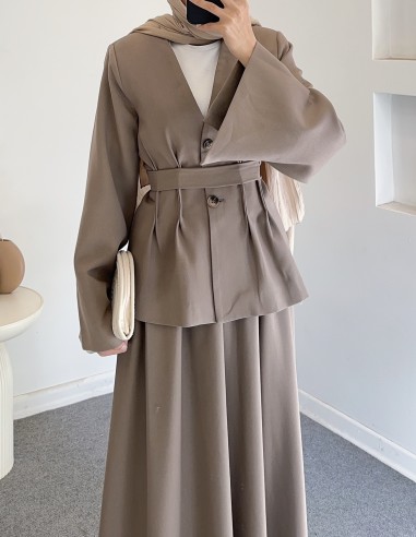 51182 belden oturtmalı etekli takım...