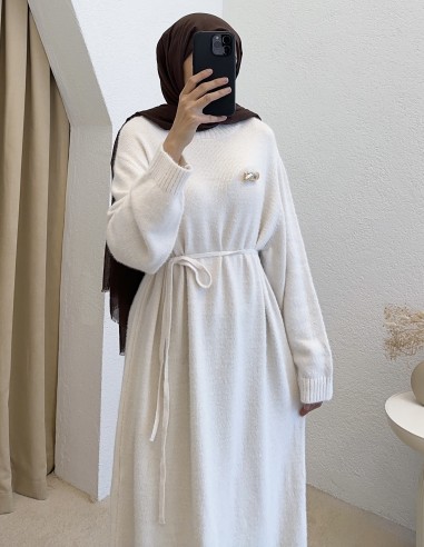 HK26023 broş aksesuarlı elbise -Krem