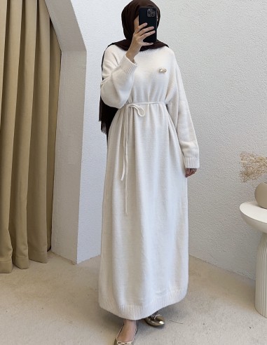 HK26023 broş aksesuarlı elbise -Krem