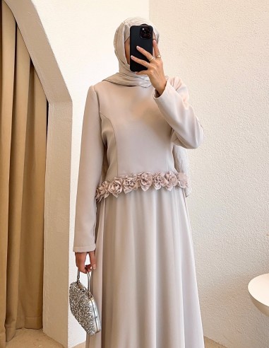 4904 gül detay elbise - Bej